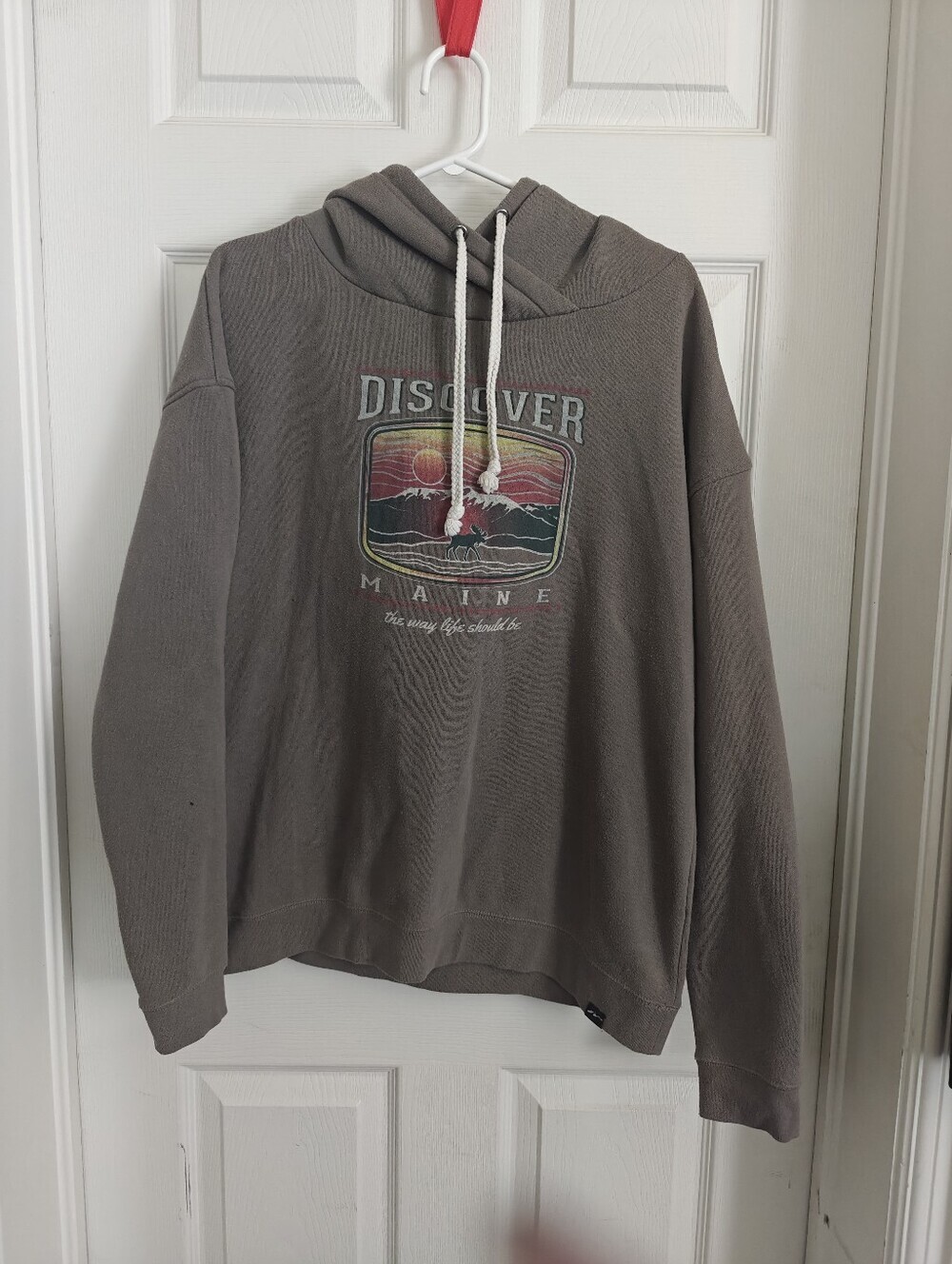 Discover Maine Graphic Hoodie